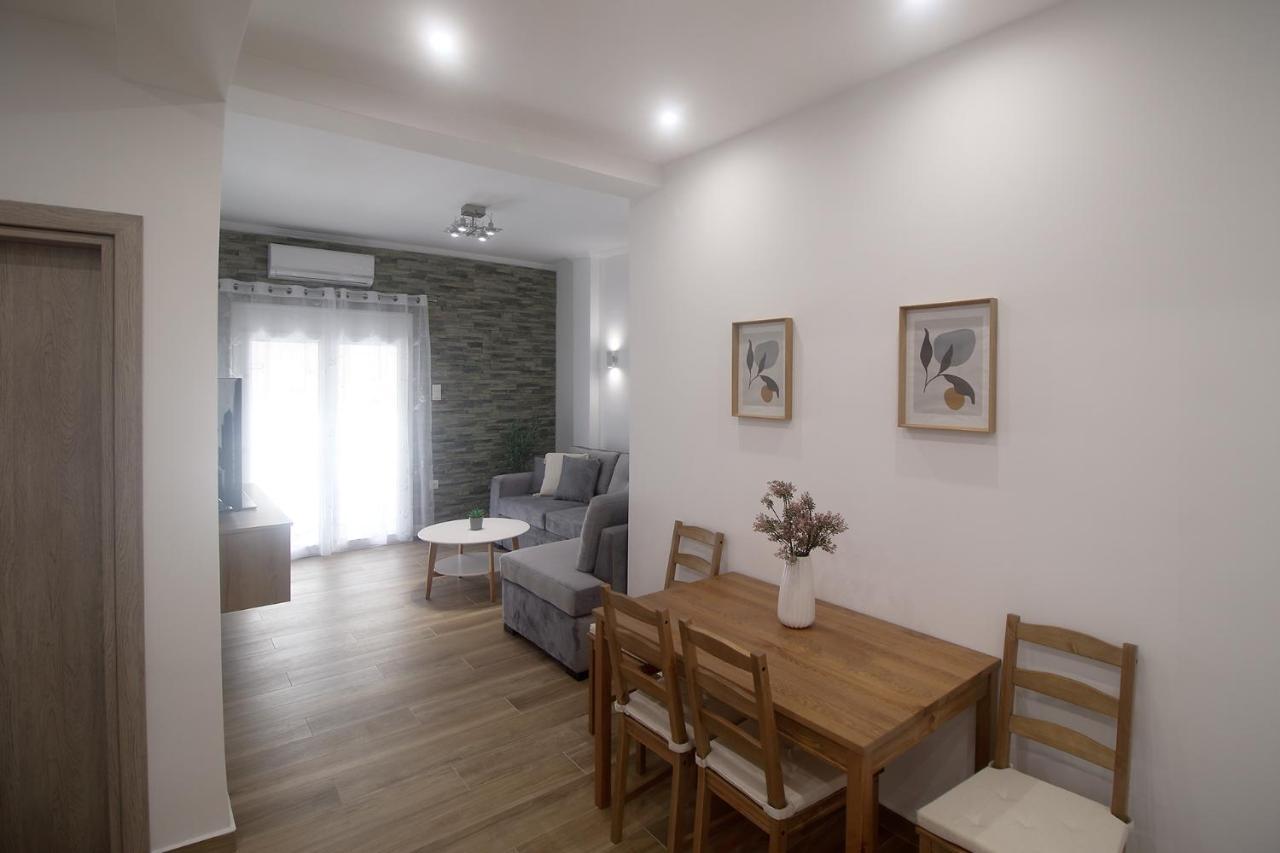 Cozy Home In Athènes Extérieur photo