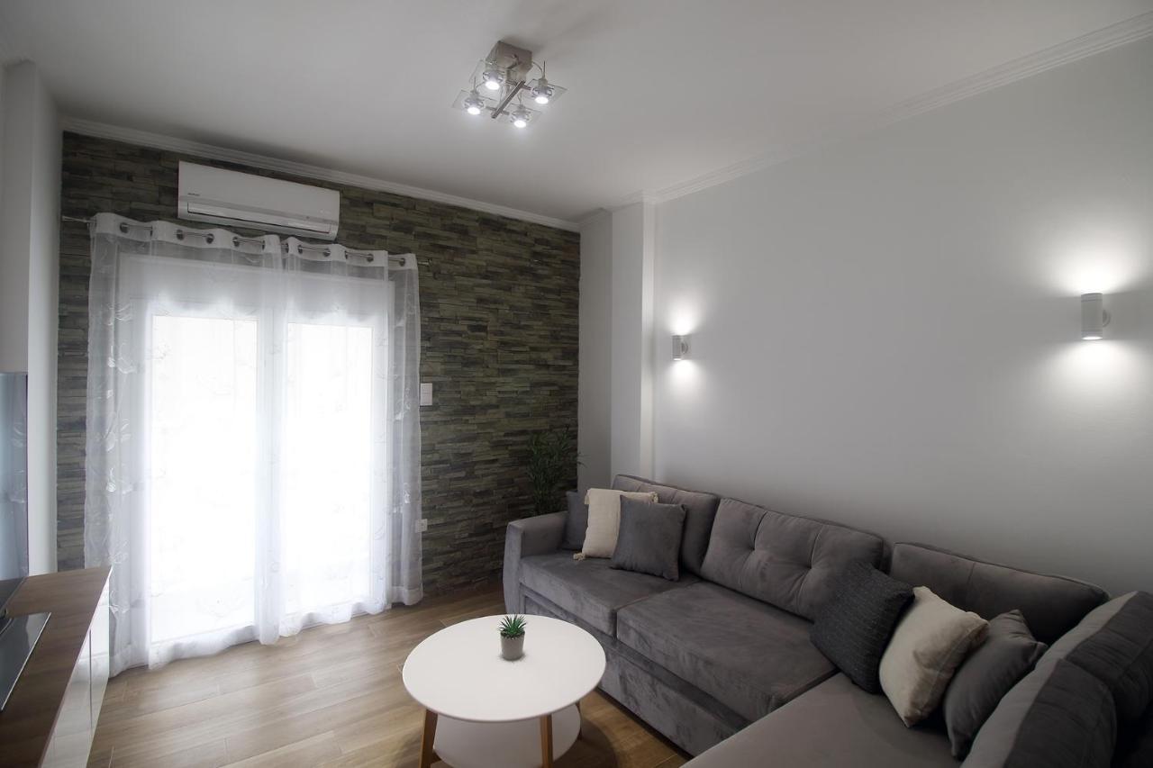 Cozy Home In Athènes Extérieur photo
